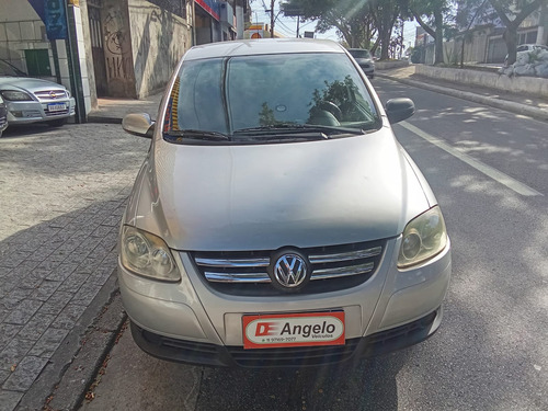Volkswagen Fox 1.0 Trend Total Flex 5p