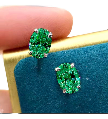 Aros Stud Topacio Verde Esmeralda Bañado En Oro Blanco