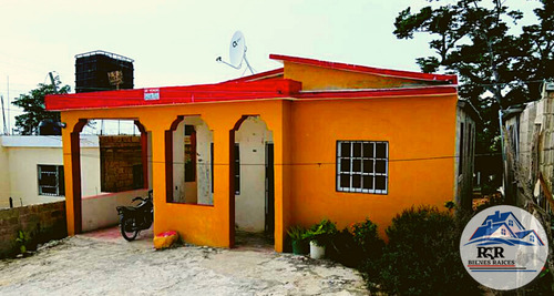 Imagen 2 de 4 de Se Vende I Excelente Casa En Villa Cristal, Higüey, La Altag