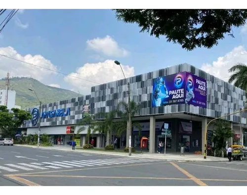 Local En Centro Comercial Pasarela En El Norte De Cali