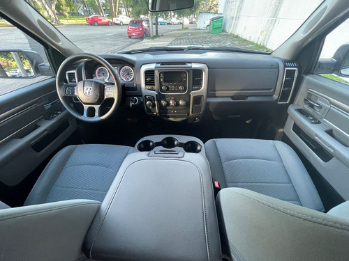 Imagen 9 de 14 de Ram 1500 2018 Crew Cab Slt Trabajo 4x2 V6 8at