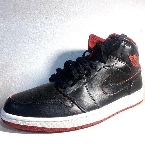 Nike Air Jordan 1 Retro Hight Black/red-white 46