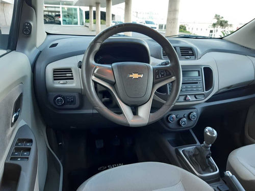 Imagen 2 de 3 de Chevrolet Spin - 2013