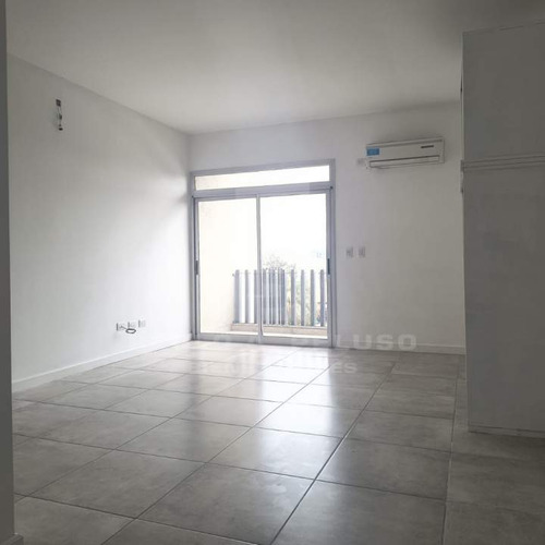 Departamento Monoamiente En Moreno. Zona Oeste, Buenos Aires