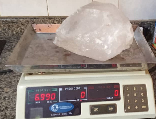 Punta De Cuarzo Cristal En Bruto