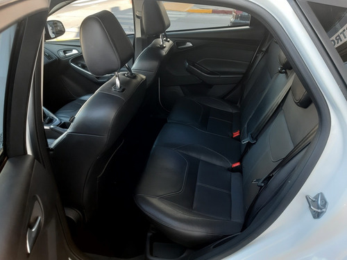 Imagen 11 de 14 de Ford Focus Iii 2.0 Se Plus Mt 2016