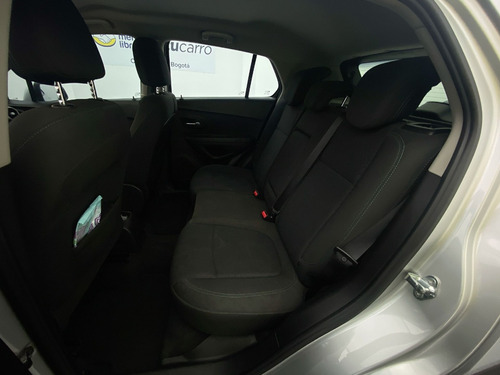 Imagen 22 de 25 de Chevrolet Tracker Ls Mt 1.8