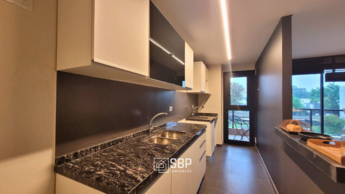 Oportunidad! Departamento 3 Dorm. En Complejo Garderie Con Cochera