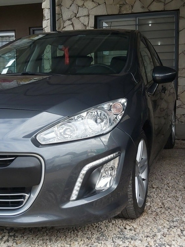 Peugeot 308 2.0 Feline