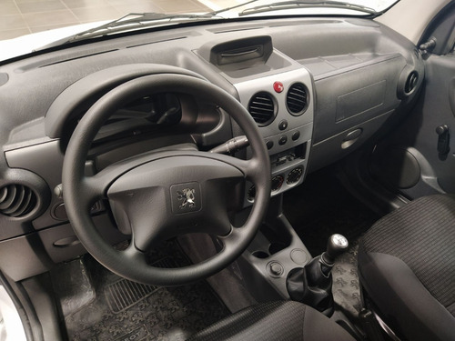 Imagen 21 de 23 de Peugeot Partner Hdi 1.6