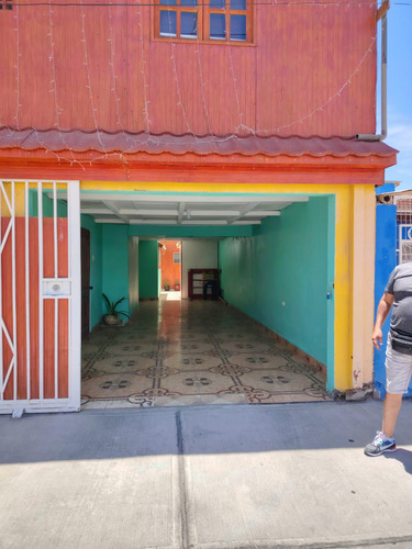 Se Vende Casa Con 6 Mini Departamentos Totalmente Amoblada