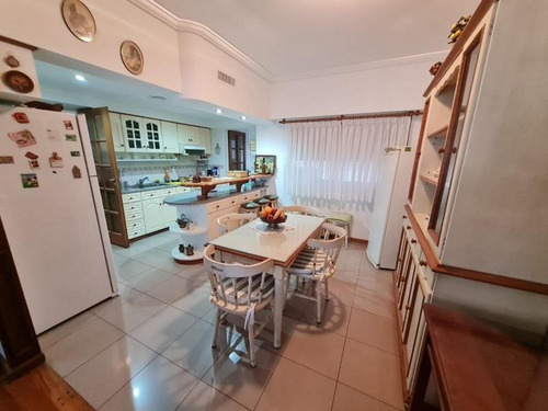 Departamento En Venta- 3 Dormitorios 3 Baños - 124mts2 - Ramos Mejia