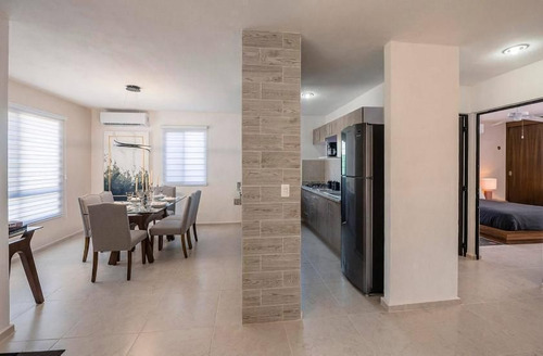 Casa En Venta Con 3 Recamaras Los Heroes Merida Yucatan