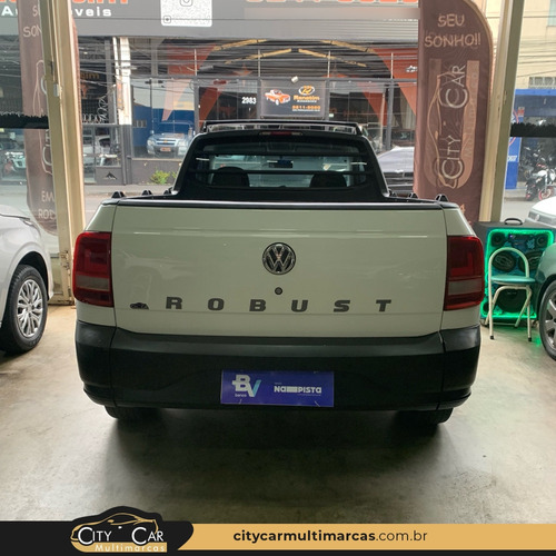 Volkswagen Saveiro 1.6 Robust Cab. Dupla Total Flex 2p