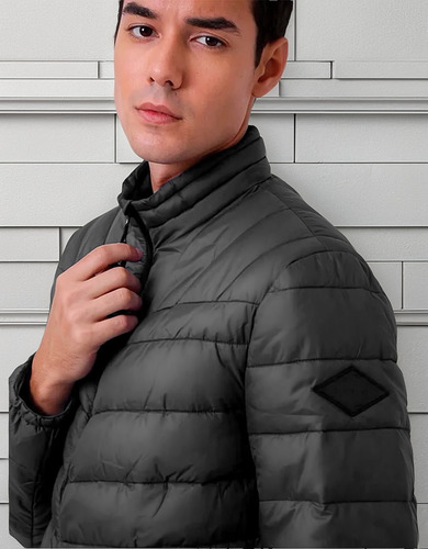 Jaqueta Replay Masculina Nylon Matelassê Preta