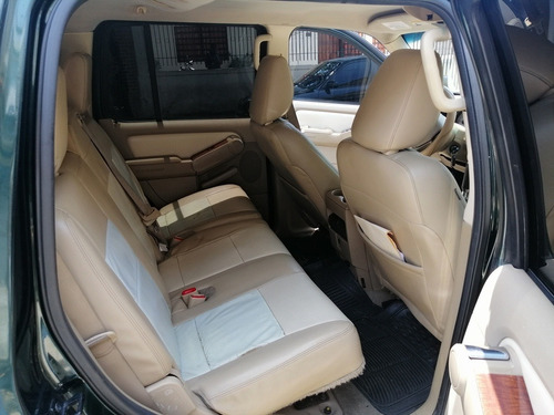 Imagen 10 de 12 de Ford Explorer Eddie Bauer Automatica 4x4