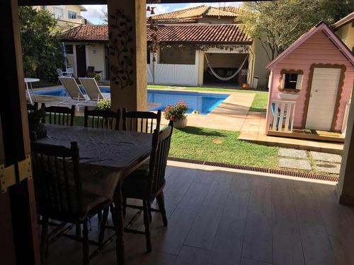Alphaville 06 | Casa Térrea | Venda | 4 Suítes Integradas Com A Piscina | Jardim Incrível - Cnc1162