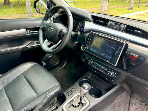 Toyota Hilux 2.8 Tdi Srx Cab. Dupla 4x4 Aut. 4p