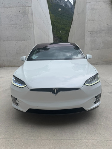 Tesla Model X 75d