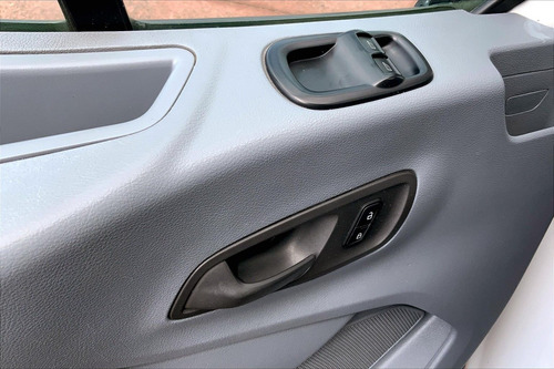 Imagen 25 de 25 de Ford Transit 4 Pts Van Mediana, 37l, Ta