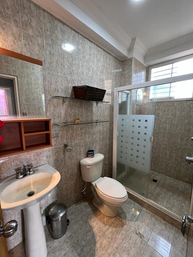 Apartamento En Res. Magnolia Plaza Cod. India-1620