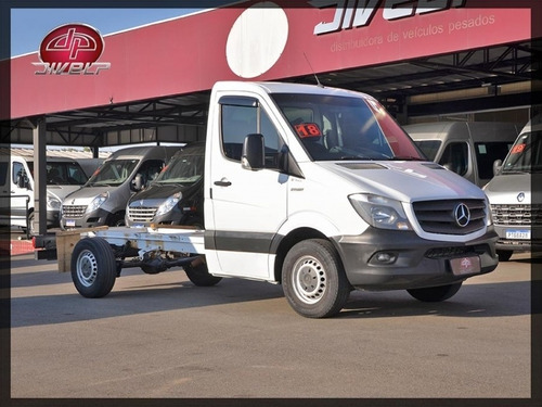 Imagem 3 de 12 de Mercedes Sprinter Chassi 2.2 313 Cdi Street Curta