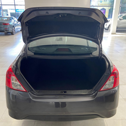 Nissan Versa 1.6 Advance