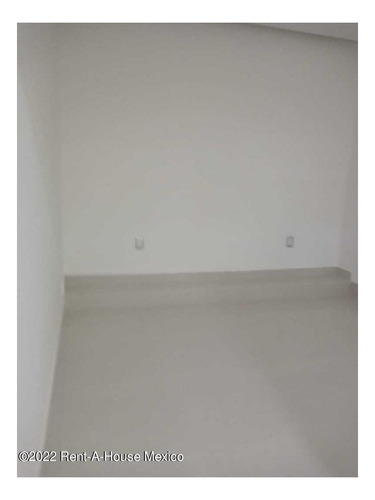 Imagen 4 de 7 de Consultorio Renta Residencial Santa Cruz,blvrd Santa Cruz. 22-4504 M.m