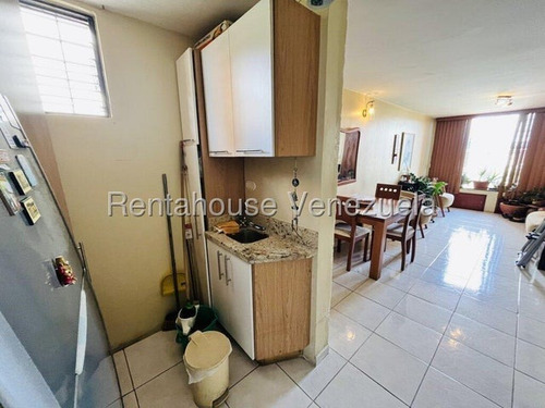 Apartamento En Venta Clnas De La Tahona 26-335 Xiolimar Loza