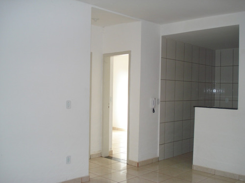 Imagem 3 de 14 de Apartamento Terreo 02 Quartos Residencial Betania