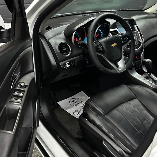 Chevrolet Cruze CRUZE LT 1.8 16V FlexPower 4p Aut.