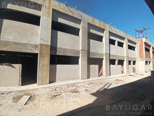 Venta / Locales Comerciales Sobre Panamericana / Bayugar Negocios Inmobiliarios