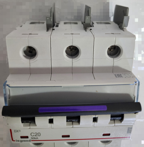 Interruptor Automatico 3p 20a Curva C 50ka 410162 Legrand