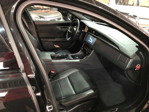 Jaguar Xf 2.0 R-sport Turbocharged Gasolina Automático 2017