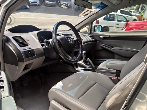 Honda Civic 1.8 Lxs 16v Flex 4p Manual