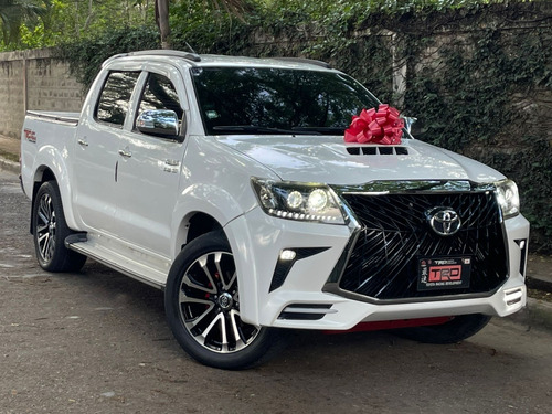 Imagen 6 de 15 de Toyoya Hilux Hilux Americana