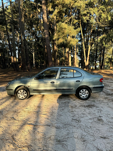 Renault Megane 1.6 Rt