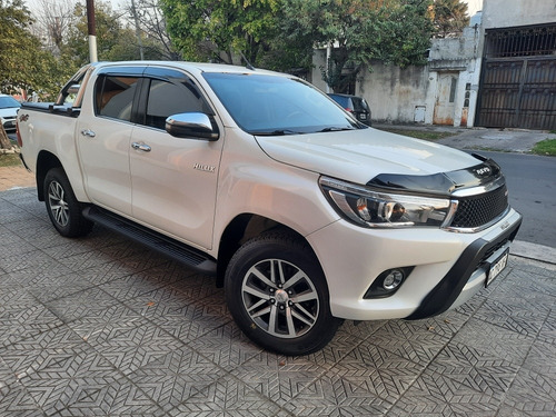 Imagen 17 de 20 de Toyota Hilux 2019 2.8 Cd Srx 177cv 4x4
