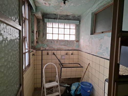 Semipiso En Venta - 3 Ambientes C/dep - Baulera - Para Refaccionar A Tu Gusto
