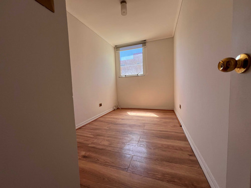 Vende Depto. Excelente Ubicación (65593)