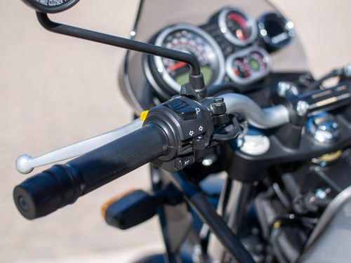 Imagen 4 de 25 de Royal Enfield Himalayan Gravel Grey Usada
