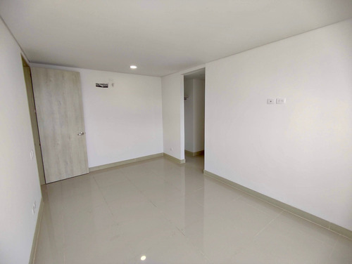 Imagen 26 de 29 de Venta De Apartamento En Manga.