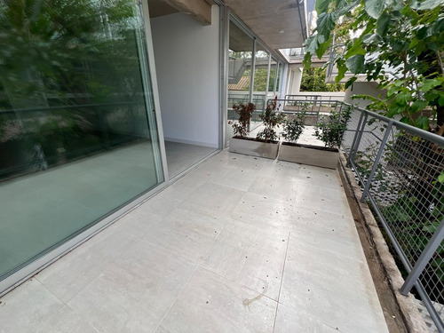 Venta Oficina C/cochera Y Balcón- P. Leloir
