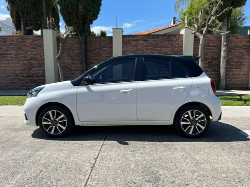 Nissan March 1.6 Advance Navi At