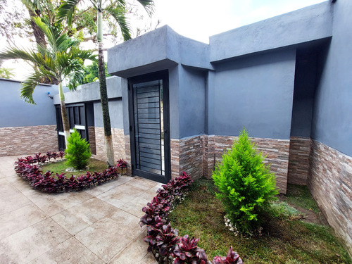 Casa A Estrenar En Colinas De Carrizal