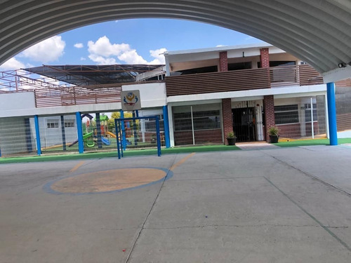 Imagen 2 de 26 de Escuela Venta El Colorado Queretaro Preescolar Primaria Secu