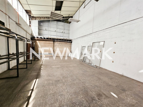 Arriendo Bodega Excelente Ubicación 220m2 Recoleta