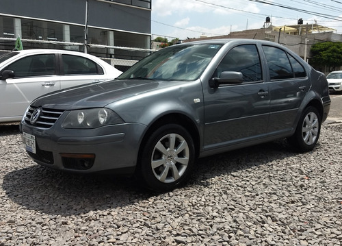 Imagen 1 de 15 de Volkswagen Jetta Cl Team 2013