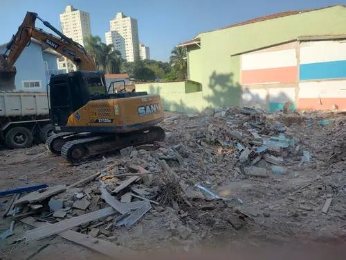 Terraplanagem E Locação De Máquinas