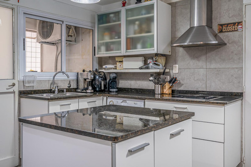 Excelente Semipiso - Venta - 4 Ambientes - Balcon - Frente - Cochera - Belgrano